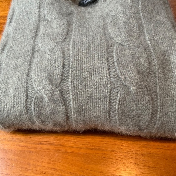 Tashia London Chunk Cashmere Sweater - Picture 6 of 10